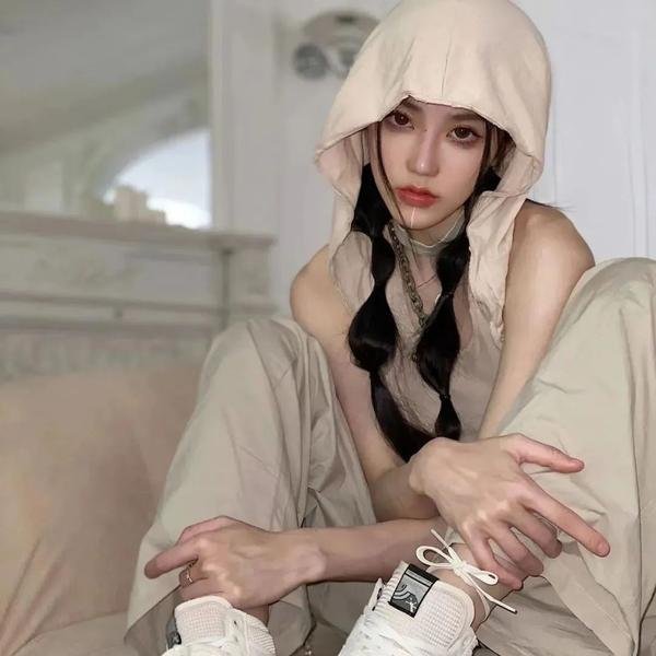 英格丽向西行